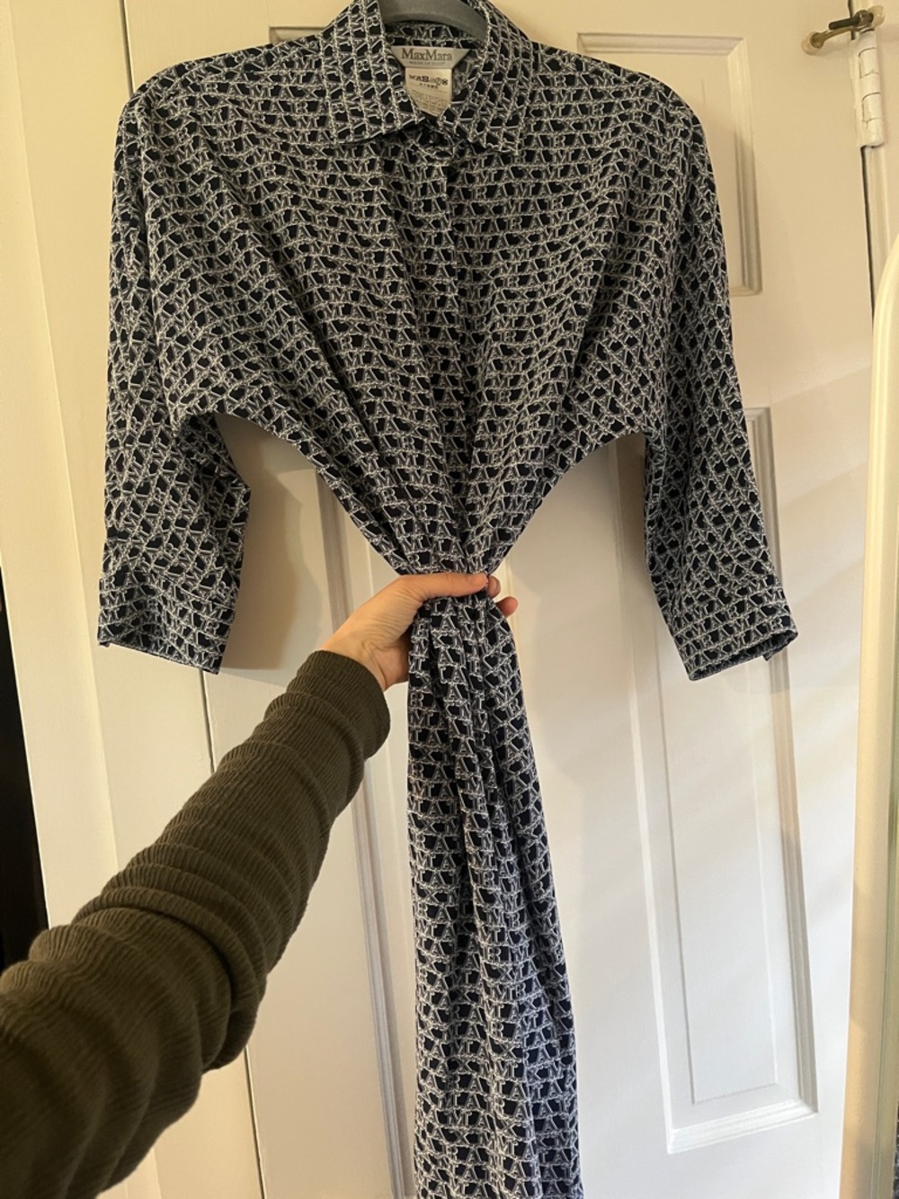 *NWOT*MaxMara Logo Silk Shirt Dress